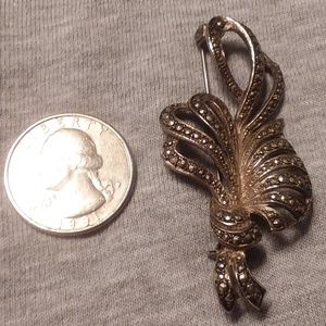 Vintage Art Deco Faux Marcasite Silver Ribbon Brooch Lapel Pin Victorian